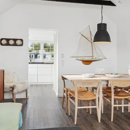 Stunning In With House Sea View بيت للعطل Otterup