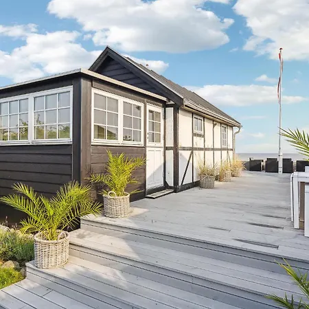 Stunning In With House Sea View *
